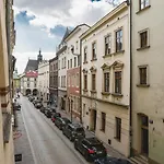 At Krakow By Mb Apartments Διαμέρισμα Krasków