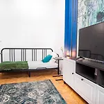 아파트 At Krakow By Mb Apartments 크라쿠프