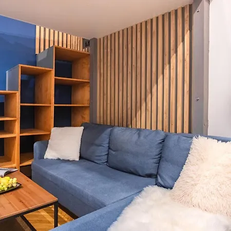 Apartmán At *