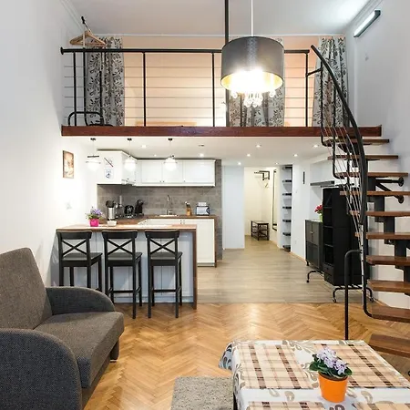 At Apartmán *